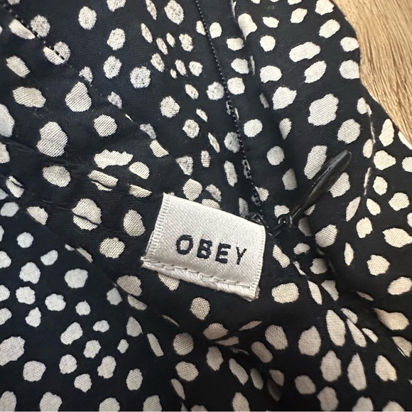 Obey Black and Cream Spotted Ankle Cropped Wide Leg Pants size XS - Picture 7 of 8
